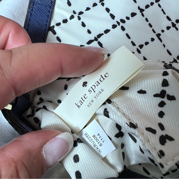 Authentic Kate Spade Navy Blue Leather Astor Court Flap Crossbody Bag excellent - Picture 13 of 15